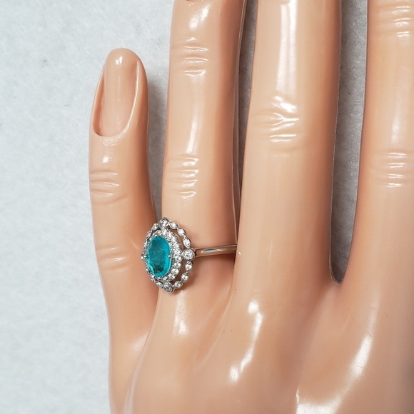 Antique Style Paraíba Tourmaline Ring - Picture 9 of 9